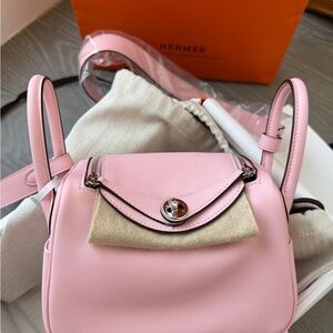 Hermes Mini Lindy II in Rose Sakura